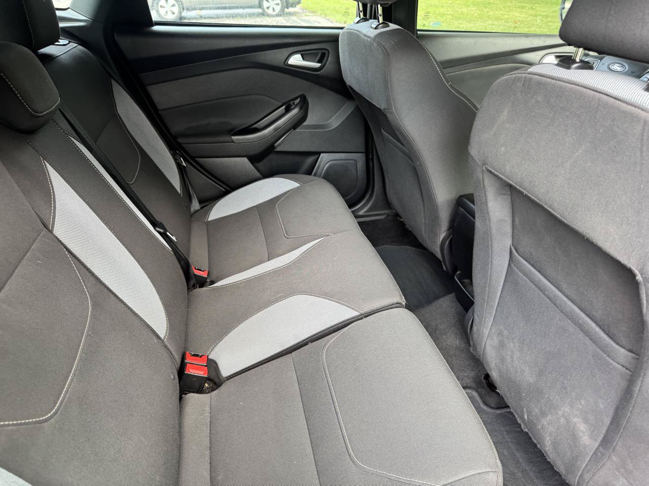 Used 2017 Ford Focus ST FWD image 34