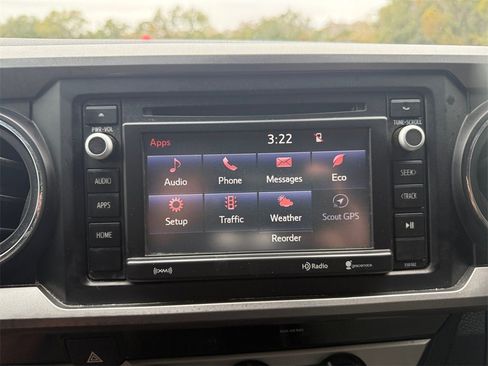 Used 2018 Toyota Tacoma TRD Off-Road image 28