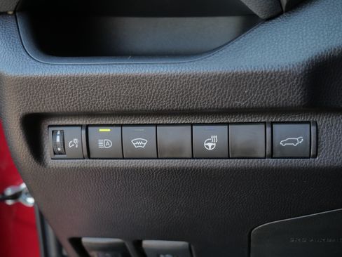 Certified 2025 Toyota RAV4 XLE Premium AWD/4WD image 27