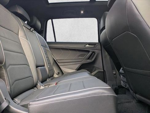 Used 2024 Volkswagen Tiguan SEL R-Line image 20