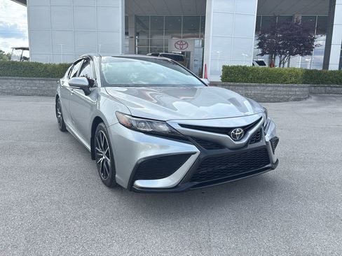 Certified 2024 Toyota Camry SE w/ Blackout Package (TMS) AWD/4WD image 3