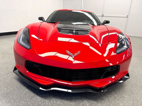 Used 2016 Chevrolet Corvette Z06 w/ 3LZ Preferred Equipment Group image 33