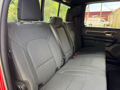 Used 2021 RAM 1500 Big Horn AWD/4WD image 25