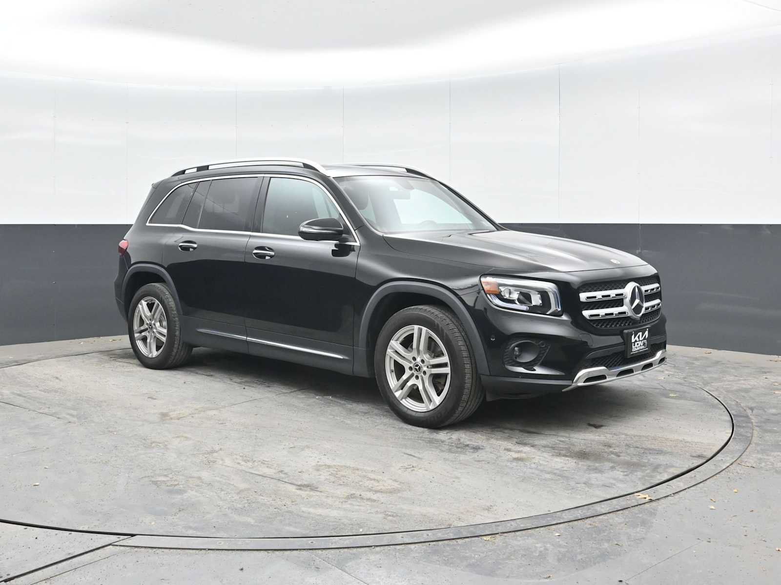 Used 2021 Mercedes-Benz GLB 250 4MATIC image 6