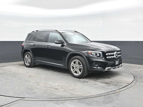 Used 2021 Mercedes-Benz GLB 250 4MATIC image 6