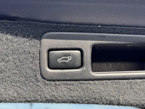 Used 2015 Lexus RX 450h AWD image 17