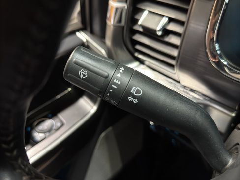 Used 2023 Ford F150 Lariat w/ Equipment Group 502A High image 27