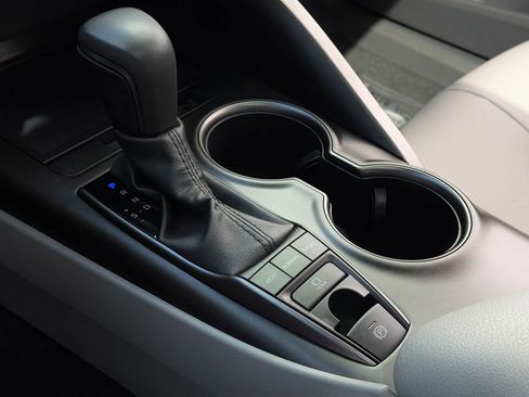 Certified 2024 Toyota Camry SE AWD/4WD image 23