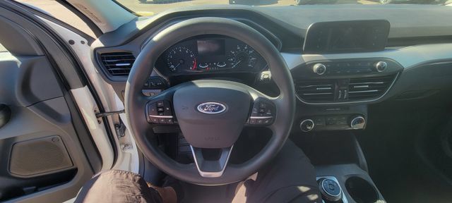 Used 2022 Ford Escape S AWD/4WD image 13