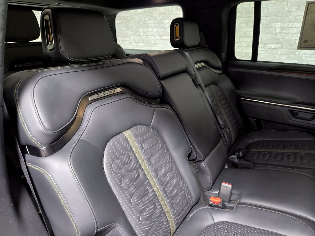 Used 2025 Rivian R1S Adventure Dual AWD/4WD image 48