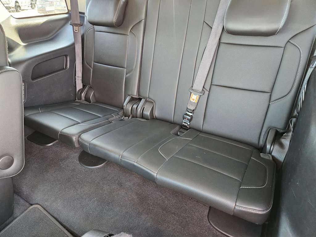 Used 2020 Chevrolet Tahoe Premier AWD/4WD image 32