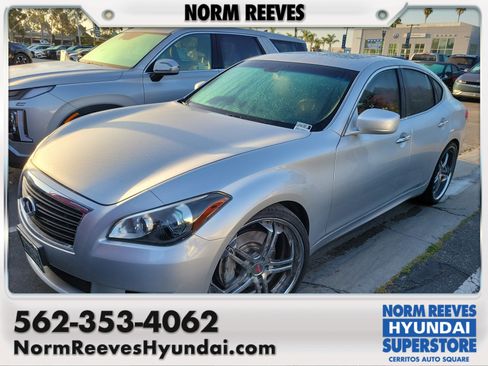Used 2011 INFINITI M37 w/ Sport Pkg RWD image 1