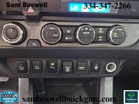 Used 2021 Toyota Tacoma TRD Off-Road w/ Technology Package AWD/4WD image 16