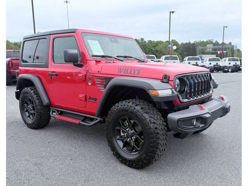 Used 2024 Jeep Wrangler Willys AWD/4WD image 2
