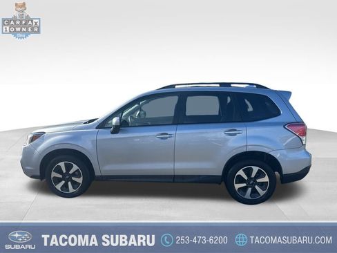 Used 2018 Subaru Forester 2.5i Premium image 3