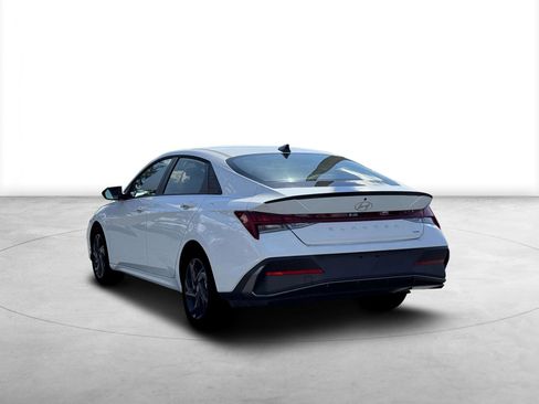 New 2026 Hyundai Elantra Sport image 5