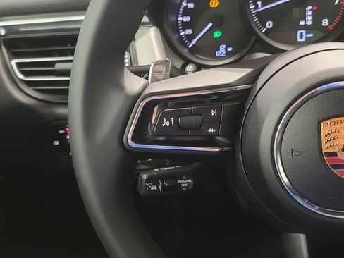 New 2026 Porsche Macan AWD/4WD image 17