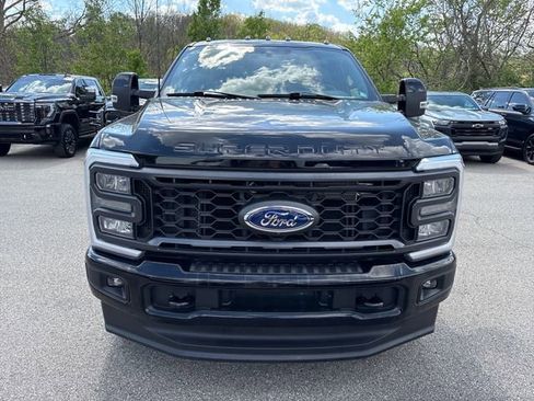 Used 2024 Ford F250 Lariat w/ Sport Appearance Package AWD/4WD image 8