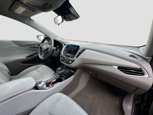 Used 2020 Chevrolet Malibu LS w/ Driver Confidence Package II FWD image 26