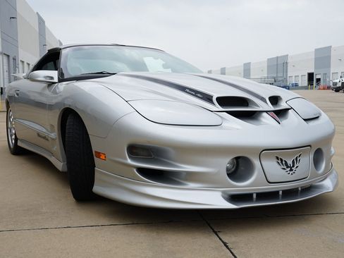 Used 2000 Pontiac Firebird Formula w/ Security Pkg image 18