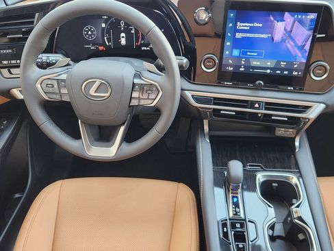 Certified 2026 Lexus RX 350 FWD w/ Accessory Package (Z1) image 26