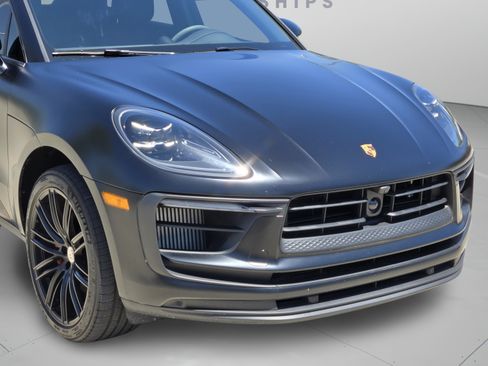Used 2025 Porsche Macan S AWD/4WD image 32