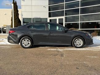 Used 2025 Toyota Camry LE video 2