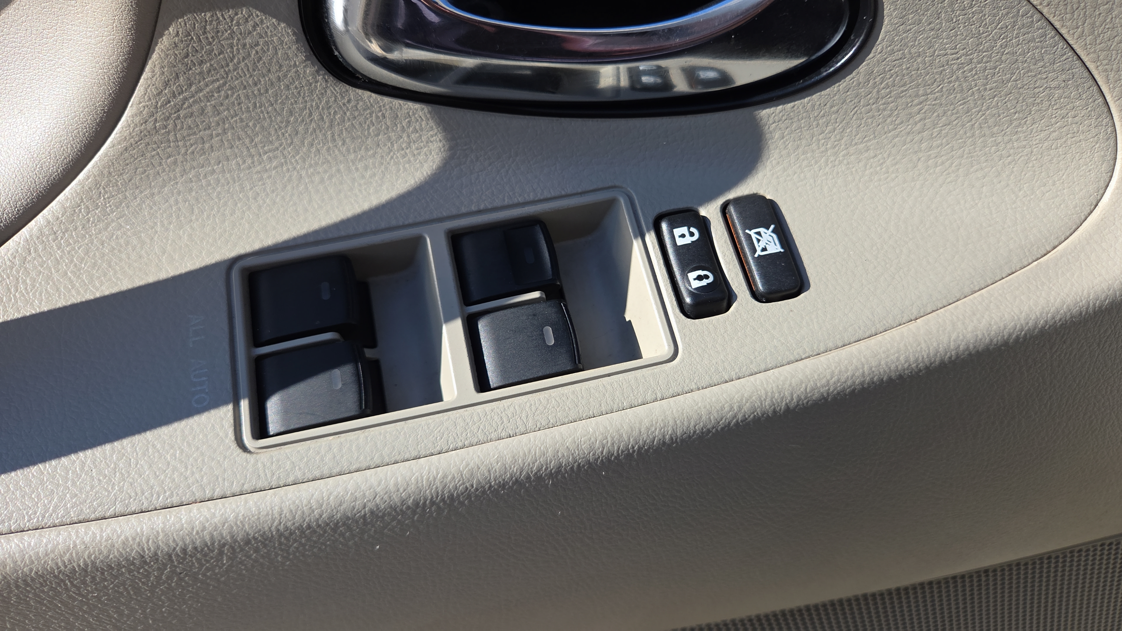 Used 2011 Toyota Camry LE w/ LE Extra-Value Pkg FWD image 31