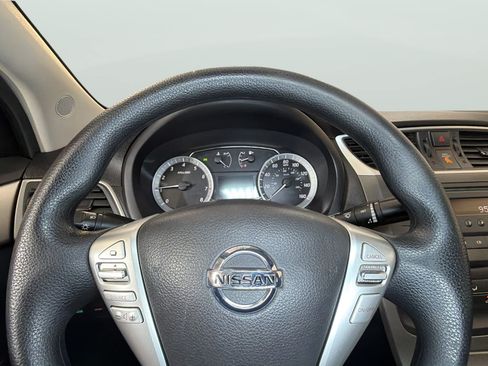 Used 2014 Nissan Sentra SV FWD image 30