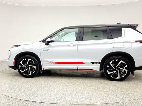 Used 2024 Mitsubishi Outlander Ralliart image 8