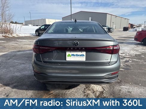 New 2026 Volkswagen Jetta SE image 4