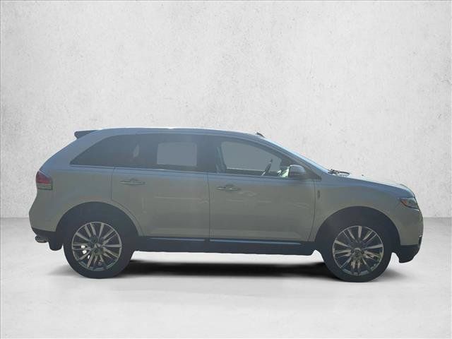 Used 2015 Lincoln MKX FWD w/ Equipment Group 102A image 4