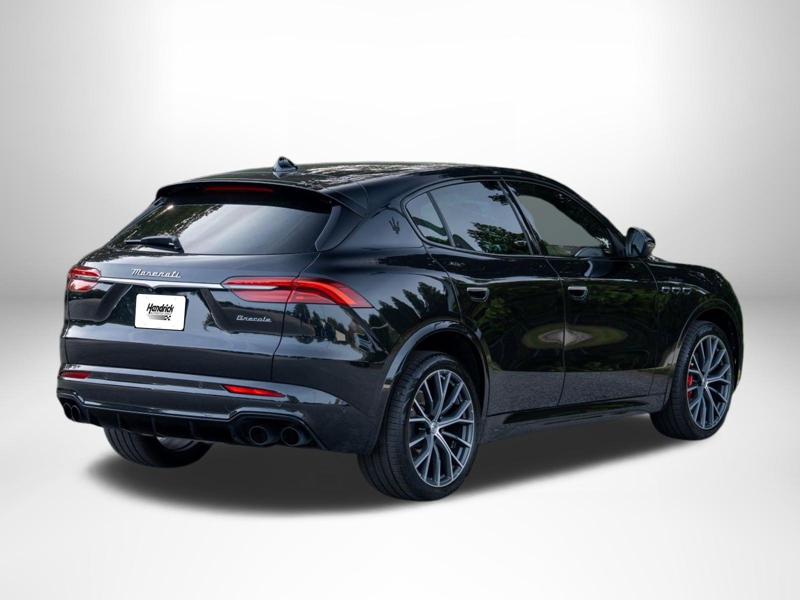 Used 2023 Maserati Grecale Modena AWD/4WD image 8