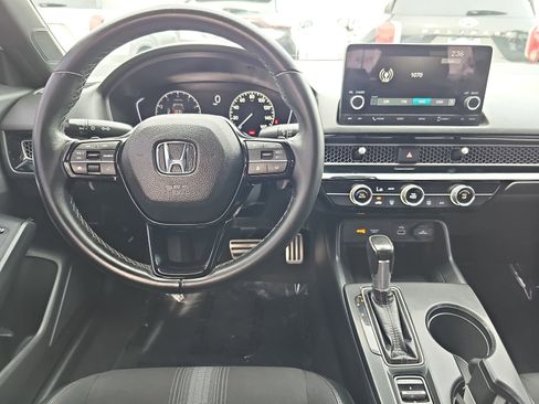 Used 2023 Honda Civic Sport image 15