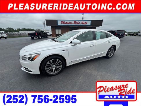 Used 2018 Buick LaCrosse Essence FWD image 1