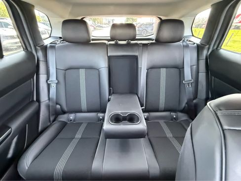 Used 2025 MAZDA CX-50 AWD 2.5 S w/ Premium Package image 19