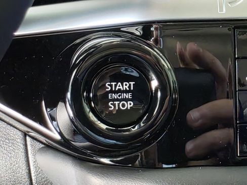 New 2026 Nissan Pathfinder Platinum image 30