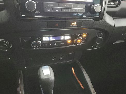 Used 2022 Nissan Frontier PRO-4X w/ Off-Road Protection Package image 32