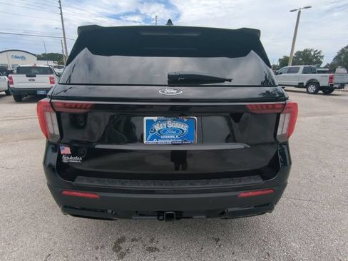 New 2026 Ford Explorer ST-Line w/ ST-Line Street Pack RWD image 6
