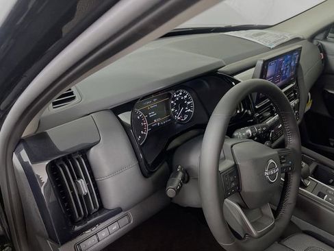 New 2026 Nissan Pathfinder SV image 7