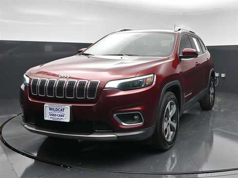 Used 2019 Jeep Cherokee Limited AWD/4WD image 2