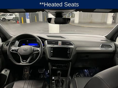 Certified 2022 Volkswagen Tiguan SE R-Line image 7