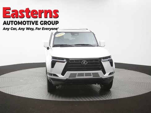 Used 2026 Lexus GX 550 w/ Cold Area Package AWD/4WD image 61