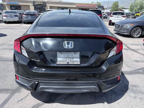 Used 2017 Honda Civic EX-T image 4