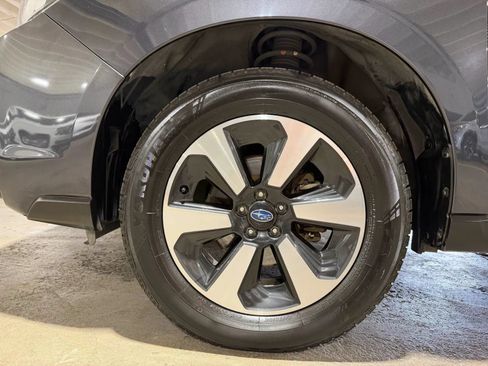 Used 2018 Subaru Forester 2.5i Limited AWD/4WD image 18