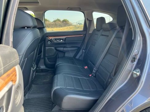 Used 2018 Honda CR-V Touring image 13