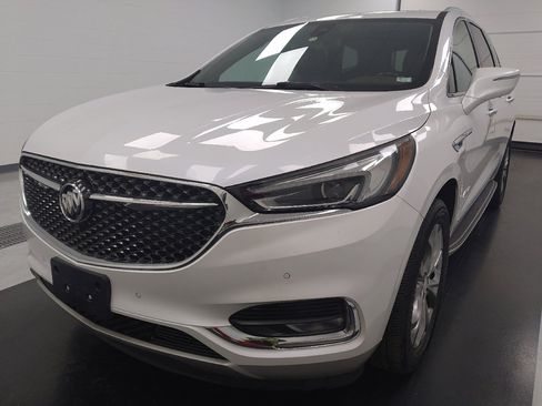 Used 2019 Buick Enclave Avenir w/ Avenir Technology Package AWD/4WD image 15