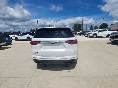 Used 2023 Chevrolet Traverse High Country AWD/4WD image 6