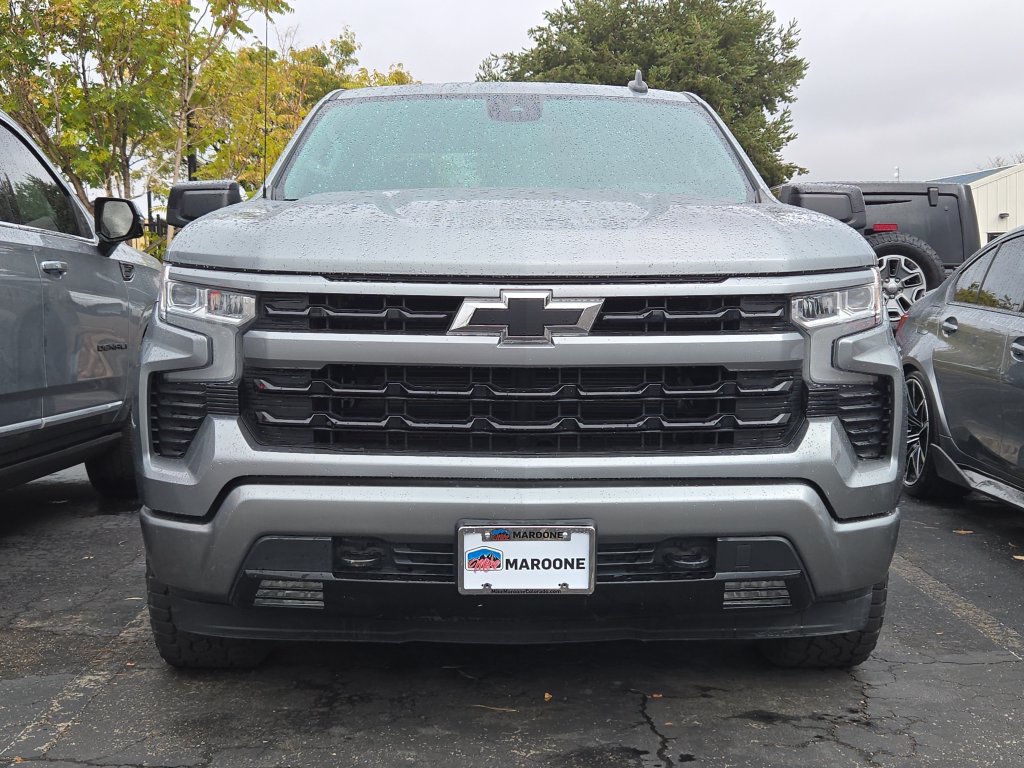 Used 2023 Chevrolet Silverado 1500 RST AWD/4WD image 2