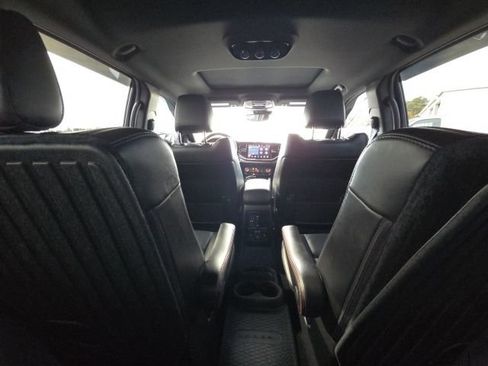 Used 2025 Dodge Durango R/T image 19